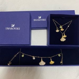 ✨SOLD✨Swarovski set